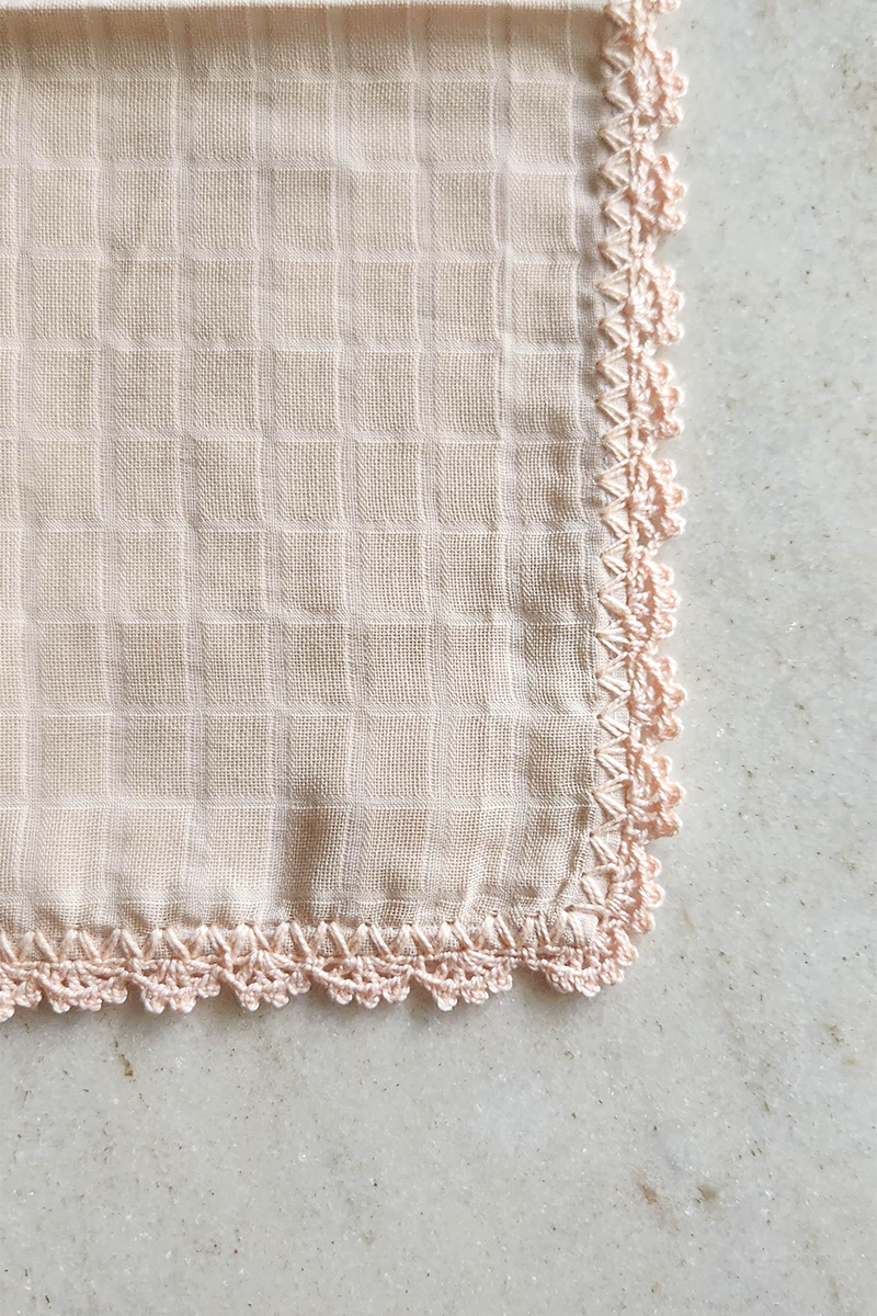Paninho de Boca Peach – Barrado Lacy